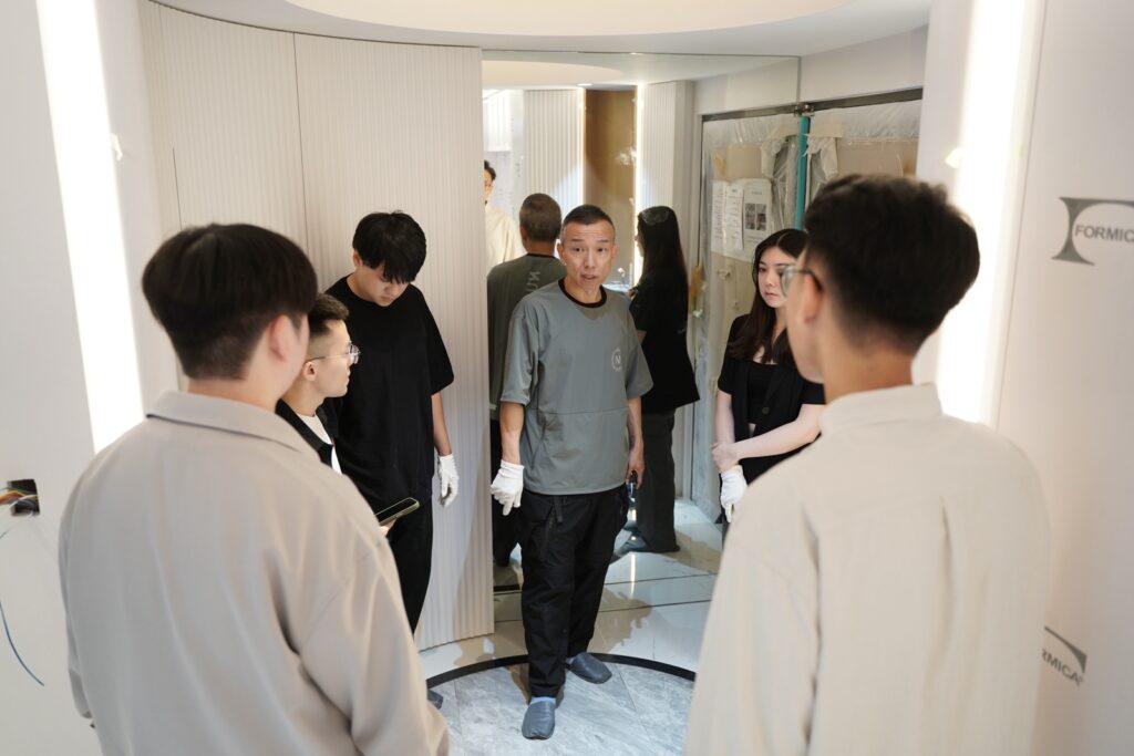 高雄室內裝修 設計團隊在交屋前進行現場驗收